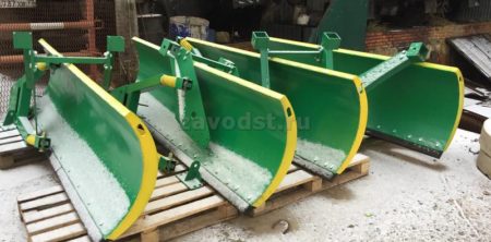 Поворотный снегоуборочный отвал на МТЗ
